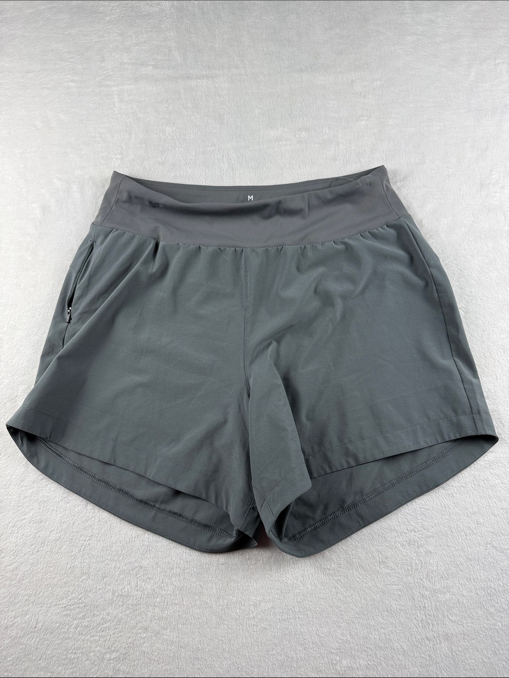 Free Fly Breeze Active Shorts 5” Brief Lined Running shorts Women Medium FreeFly
